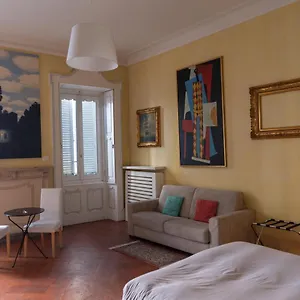 Art Gallery Apartment Bergamo