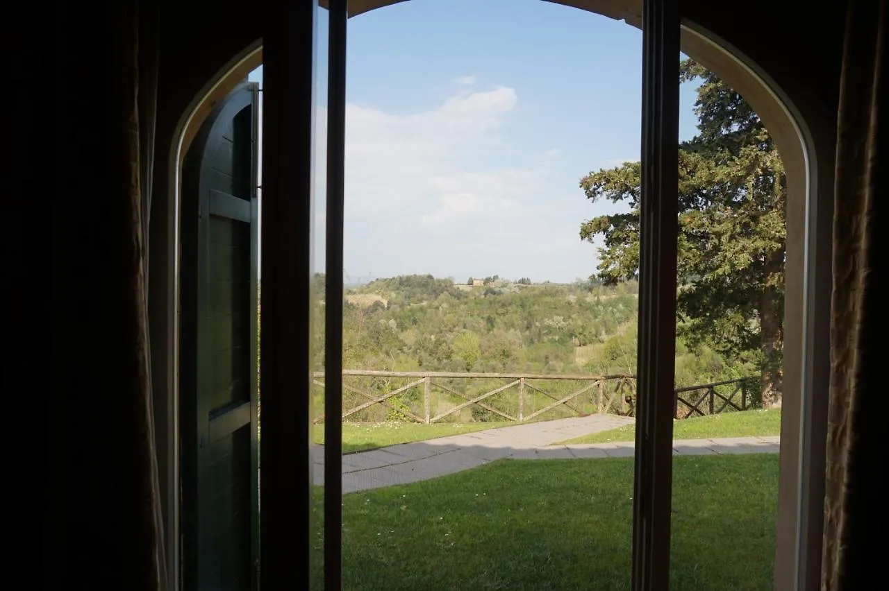 Borgo Colleoli Resort 0*,  Italy